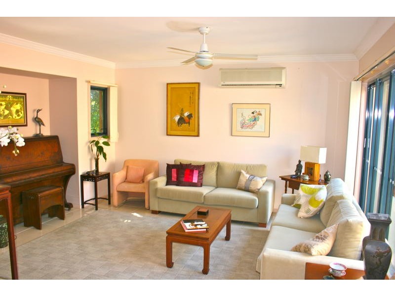 18/ 117 Palm Meadows Drive, Carrara QLD 4211