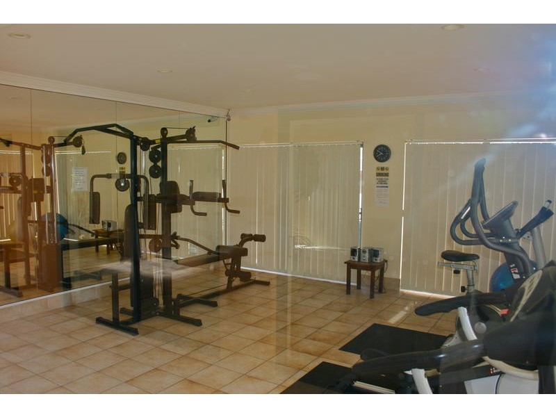 18/ 117 Palm Meadows Drive, Carrara QLD 4211