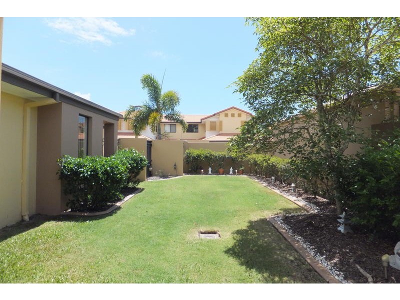 136 Palm Meadows Drive, Carrara QLD 4211