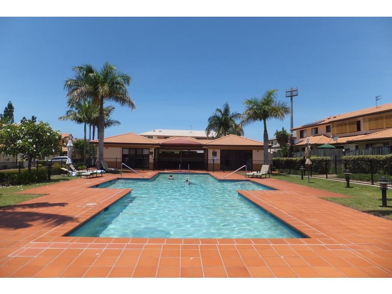 136 Palm Meadows Drive, Carrara QLD 4211