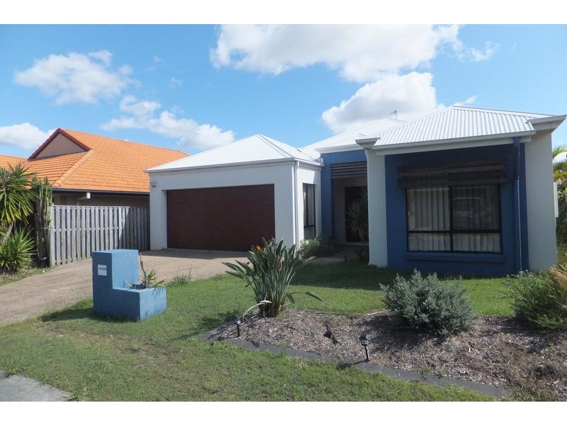 23 Palma Crescent, Varsity Lakes QLD 4227