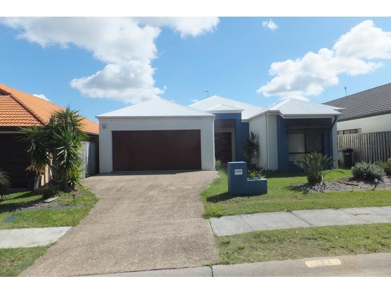 23 Palma Crescent, Varsity Lakes QLD 4227