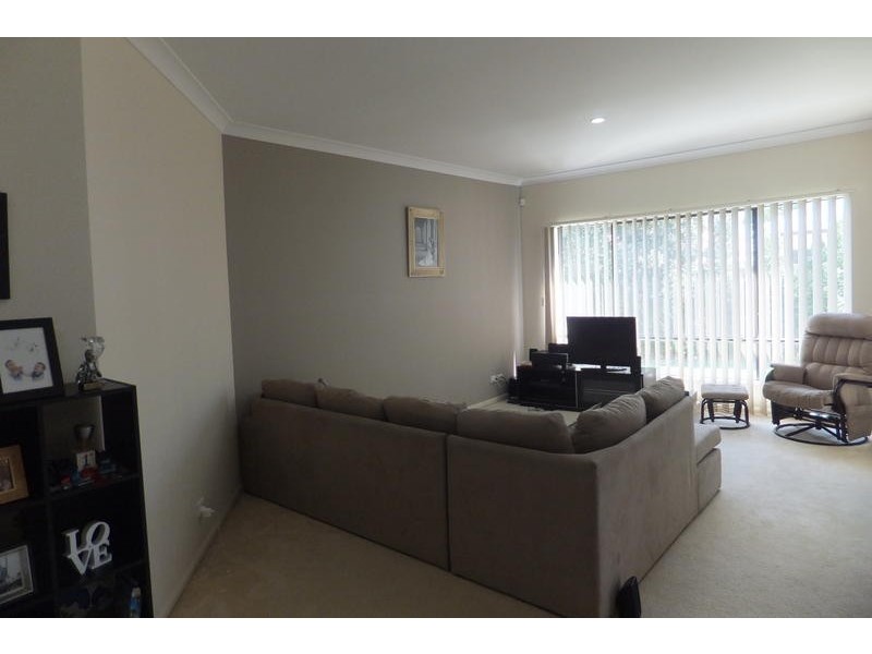 23 Palma Crescent, Varsity Lakes QLD 4227