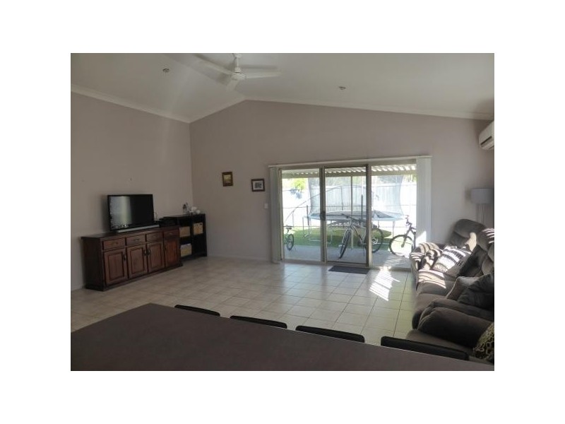 43 Palma Crescent, Varsity Lakes QLD 4227