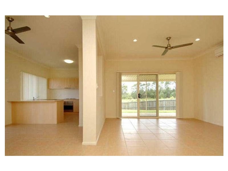 52 Palma Crescent, Varsity Lakes QLD 4227