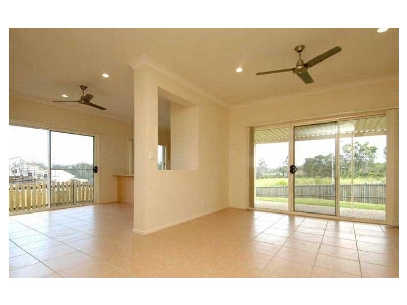 52 Palma Crescent, Varsity Lakes QLD 4227