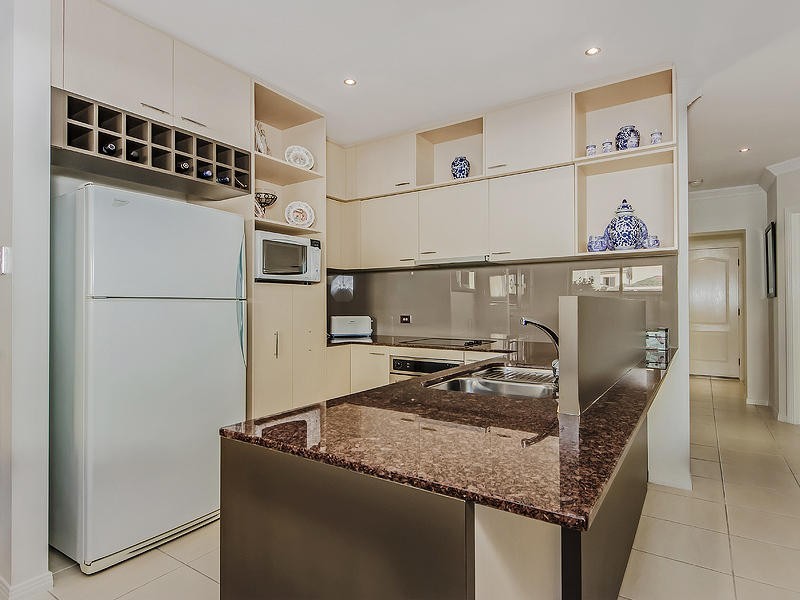 32/ 55 Paradise Springs Avenue, Robina QLD 4226