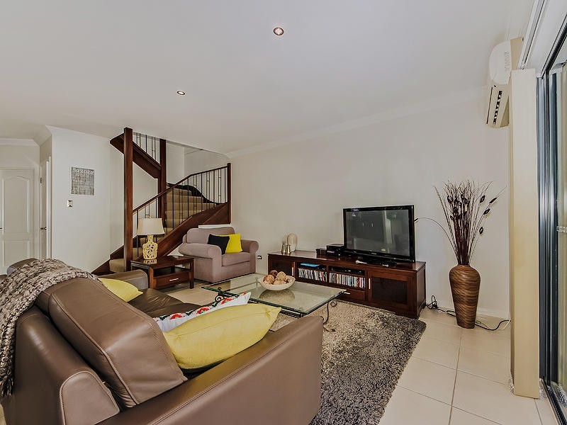 32/ 55 Paradise Springs Avenue, Robina QLD 4226