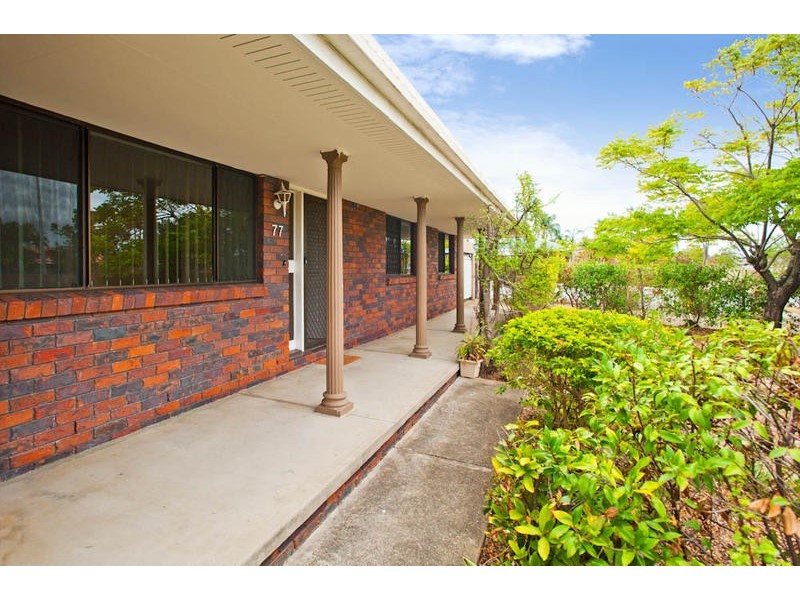 77 Oxley Drive, Paradise Point QLD 4216