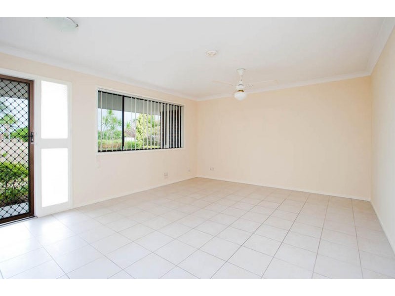 77 Oxley Drive, Paradise Point QLD 4216