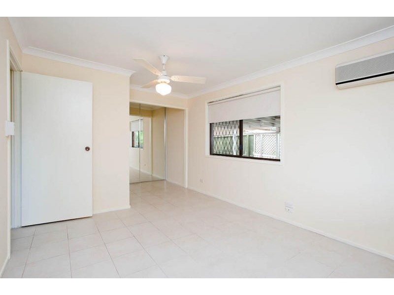 77 Oxley Drive, Paradise Point QLD 4216