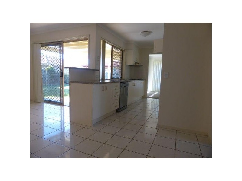 5 Parkdale Court, Robina QLD 4226