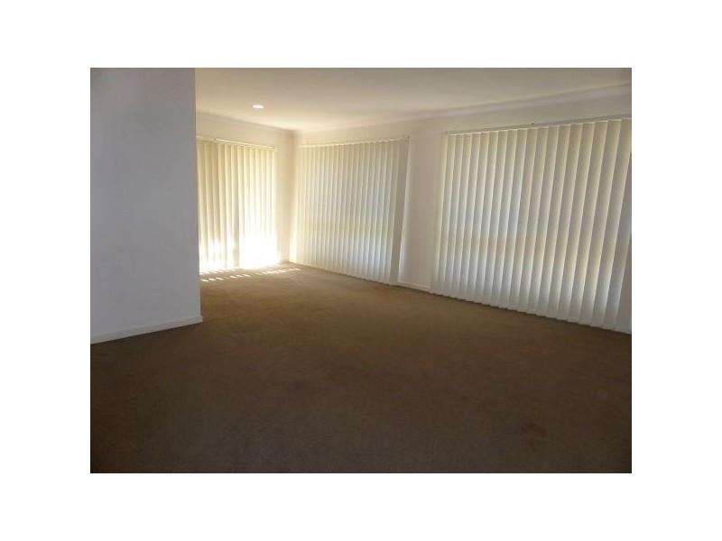 5 Parkdale Court, Robina QLD 4226