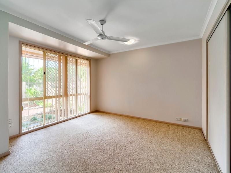 11 Parkmore Close, Robina QLD 4226