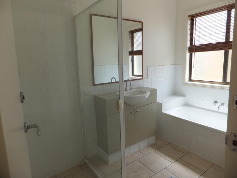 15 Peach Drive, Robina QLD 4226