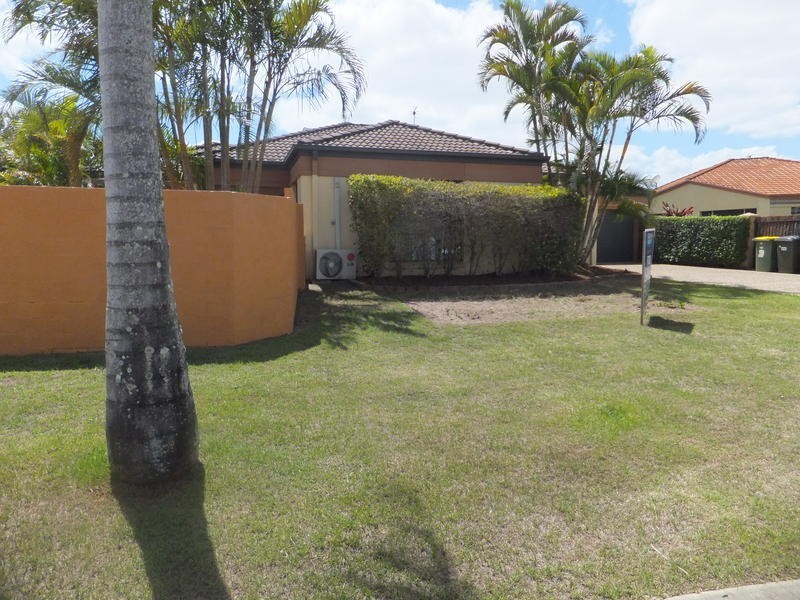 15 Peach Drive, Robina QLD 4226