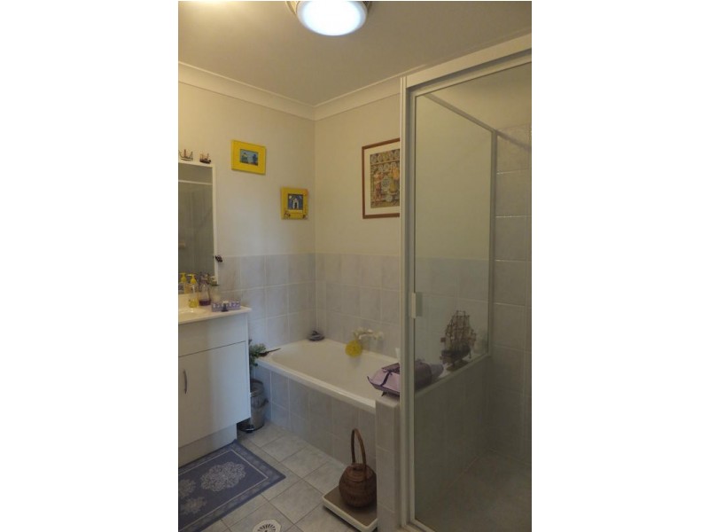 4/ 2 Penda Ct, Merrimac QLD 4226