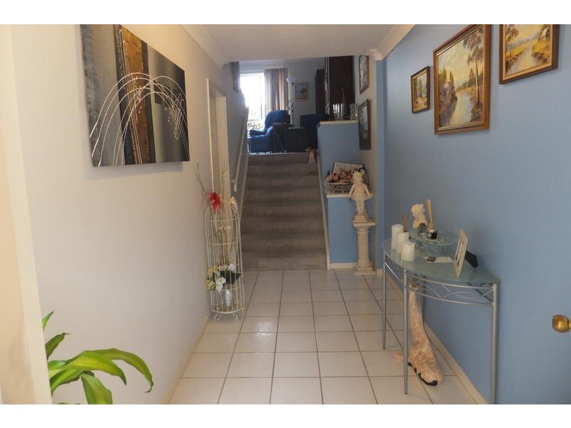 4/ 2 Penda Ct, Merrimac QLD 4226