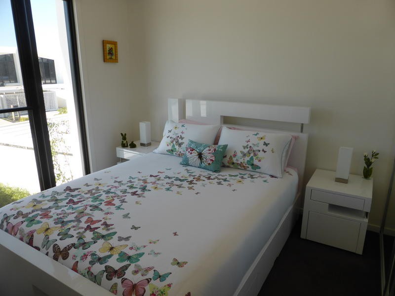 49 Peninsula Drive, Robina QLD 4226