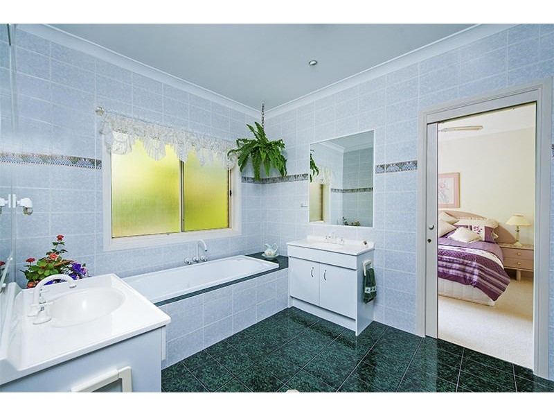 43 Pepperwood Road, Bonogin QLD 4213