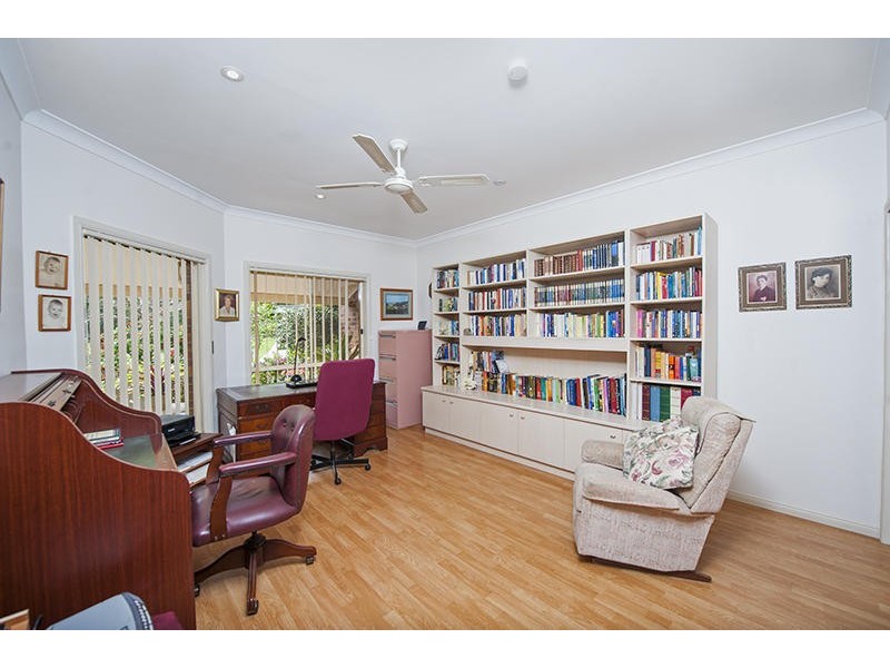 43 Pepperwood Road, Bonogin QLD 4213