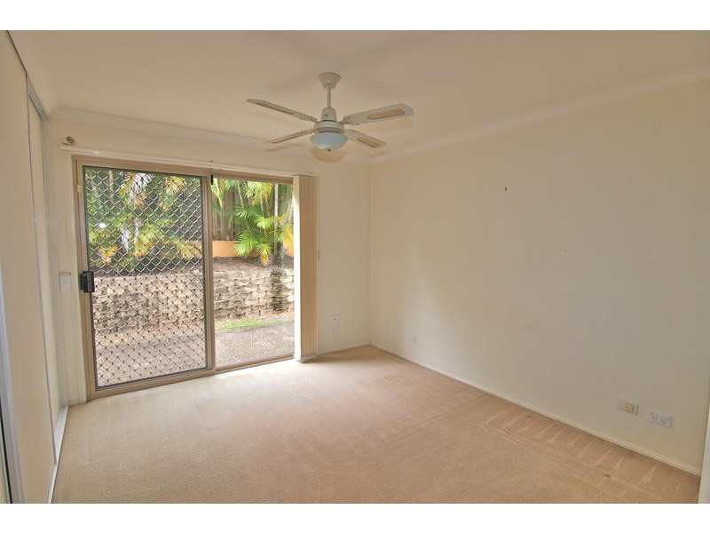 16 Pine Valley Drive, Robina QLD 4226