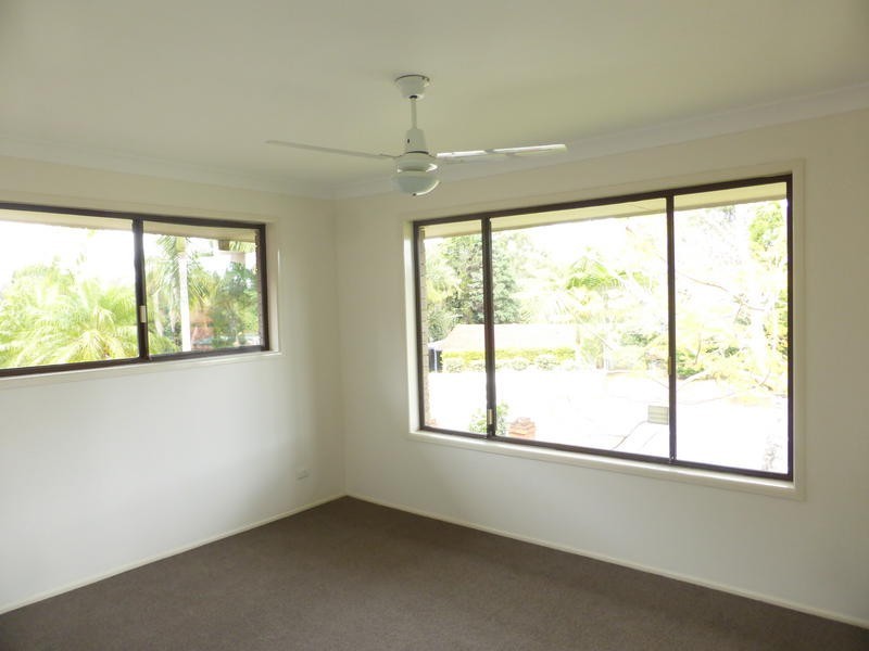 56 Plateau Crescent, Carrara QLD 4211