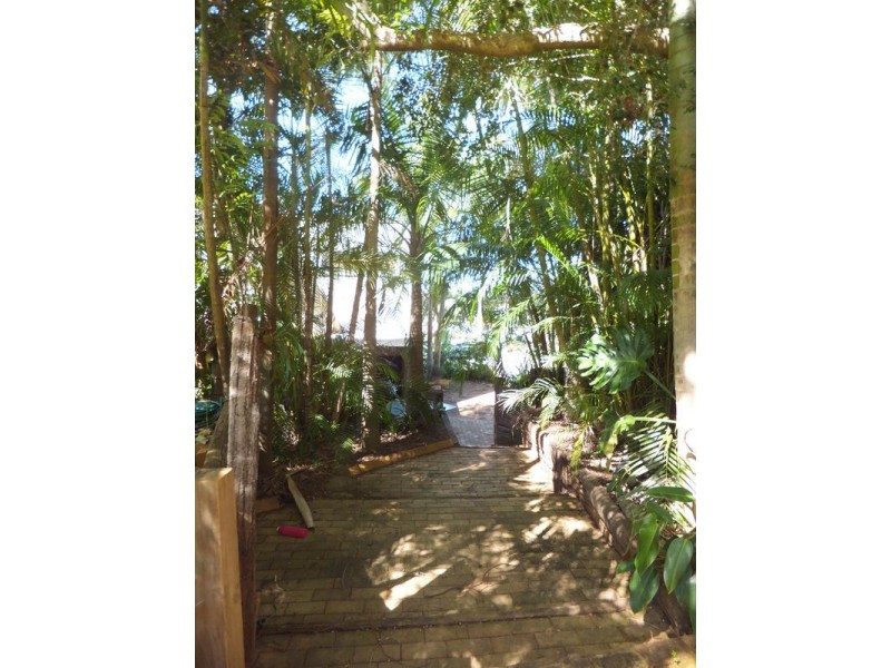 88 Plateau Crescent, Carrara QLD 4211