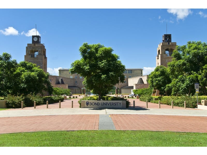 9/ 29 Port Peyra Crescent, Varsity Lakes QLD 4227