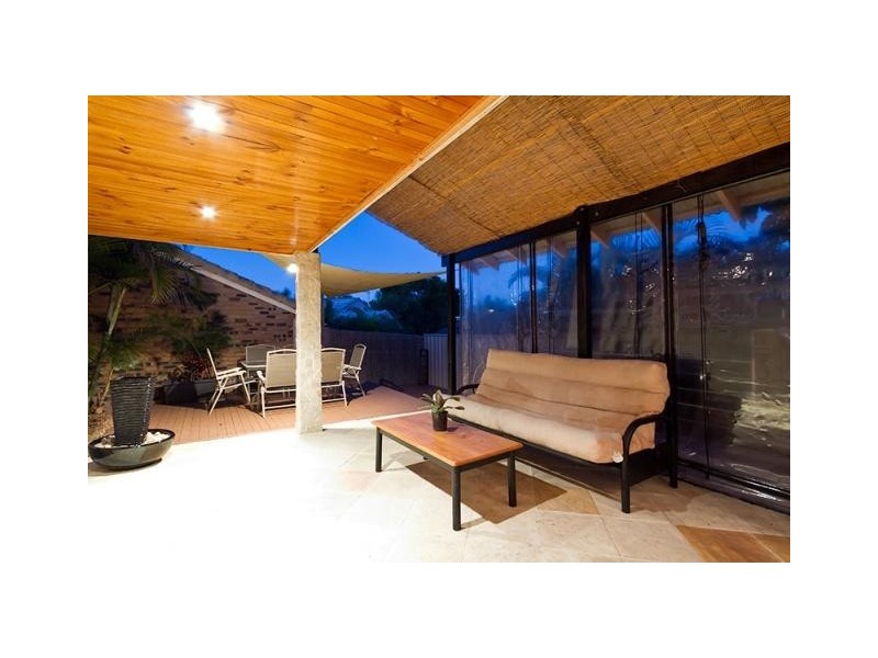 6 Prestwick Court, Robina QLD 4226