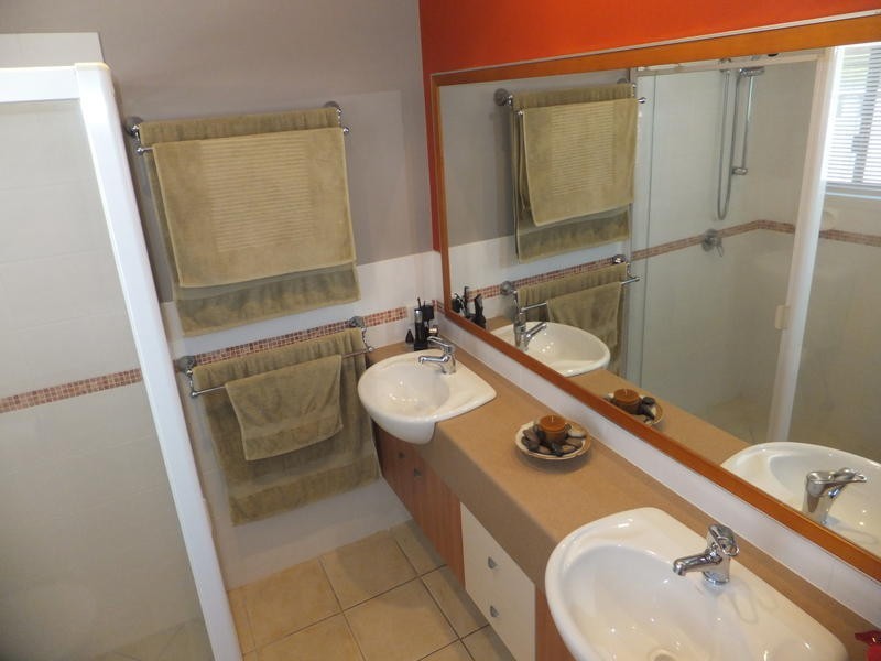 19 Prospect Court, Robina QLD 4226