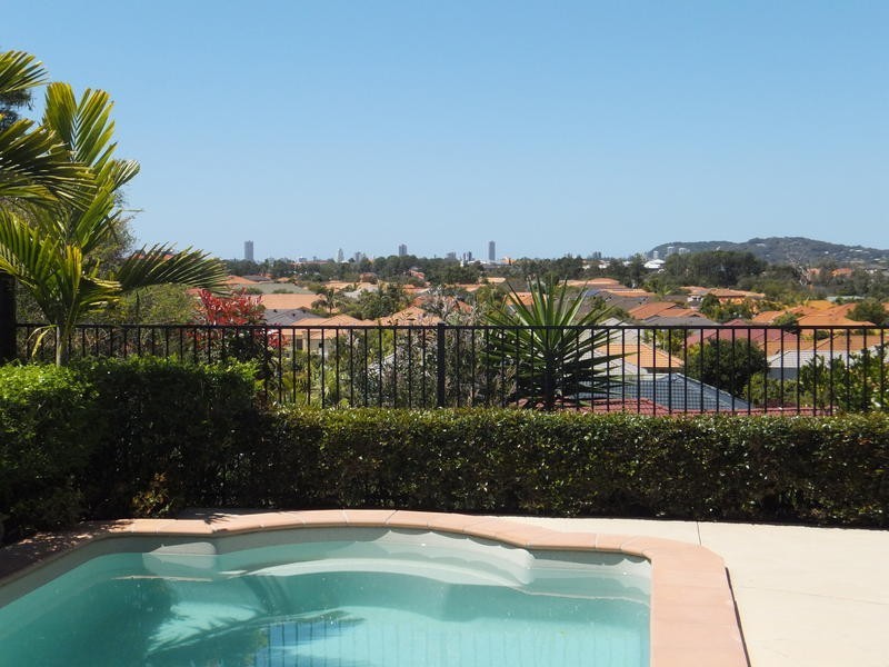 19 Prospect Court, Robina QLD 4226