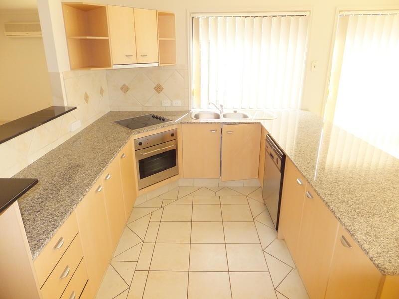 25 Prospect Court, Robina QLD 4226