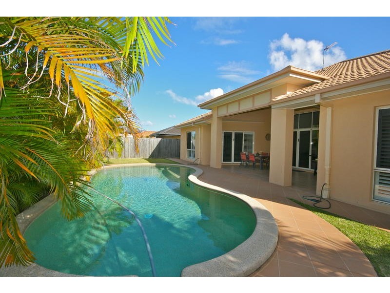 18 Protea Court, Robina QLD 4226