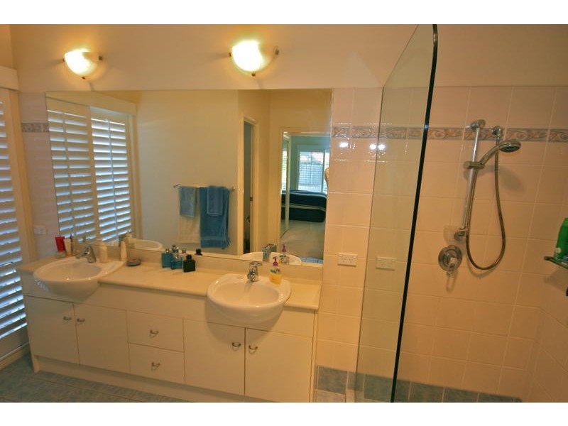 18 Protea Court, Robina QLD 4226