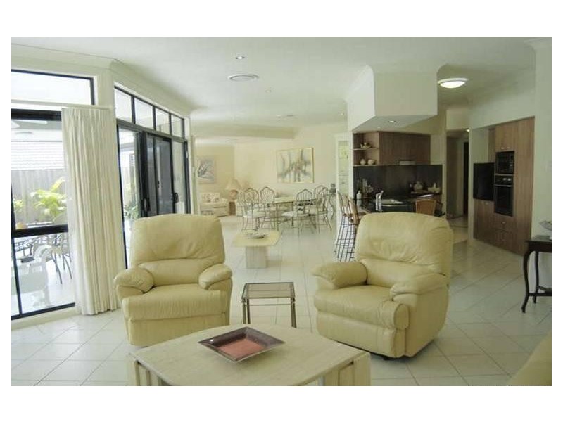 3 Protea Court, Robina QLD 4226