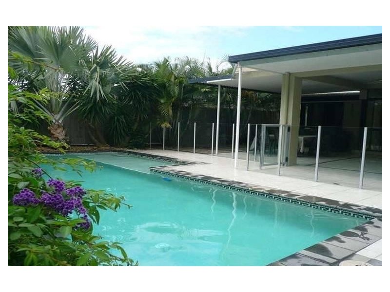 3 Protea Court, Robina QLD 4226