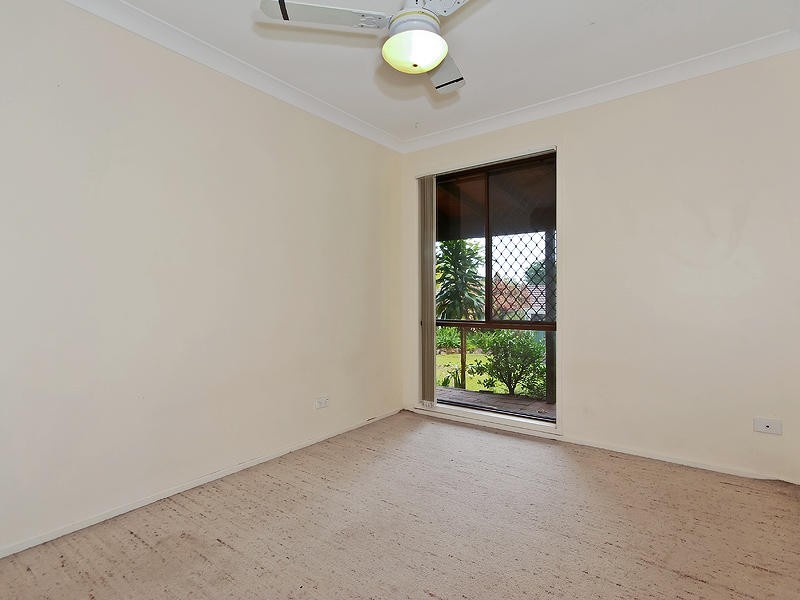 15 Queenscliff Crescent, Robina QLD 4226