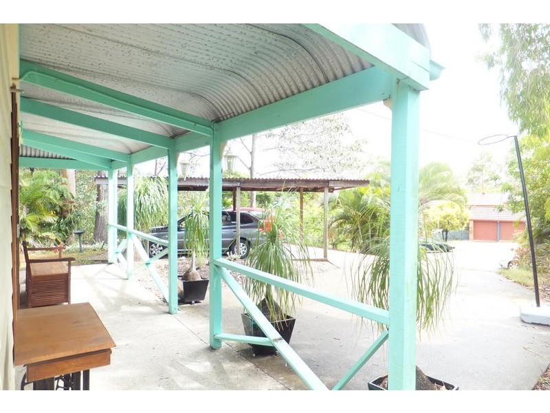 1 Rainbow Drive, Mudgeeraba QLD 4213