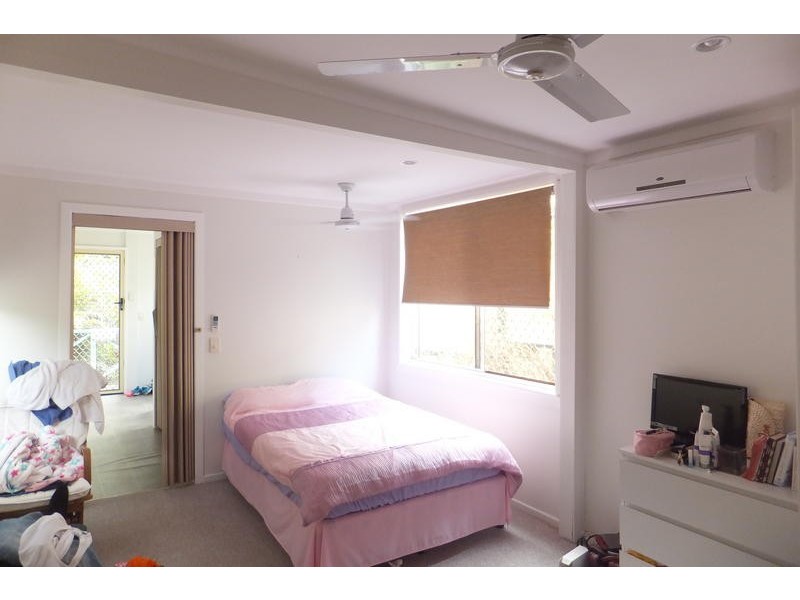 1 Rainbow Drive, Mudgeeraba QLD 4213