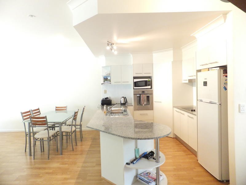 3/ 13 Ranier Crescent, Varsity Lakes QLD 4227