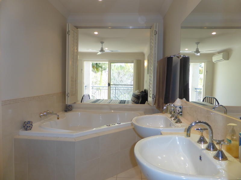 5/ 13 Ranier Crescent, Varsity Lakes QLD 4227