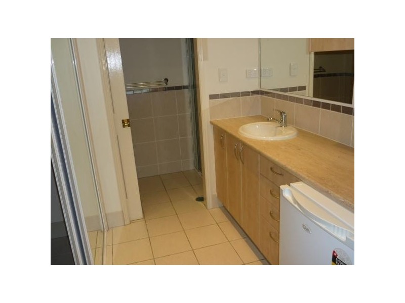 2/ 4 Ranier Crescent, Varsity Lakes QLD 4227