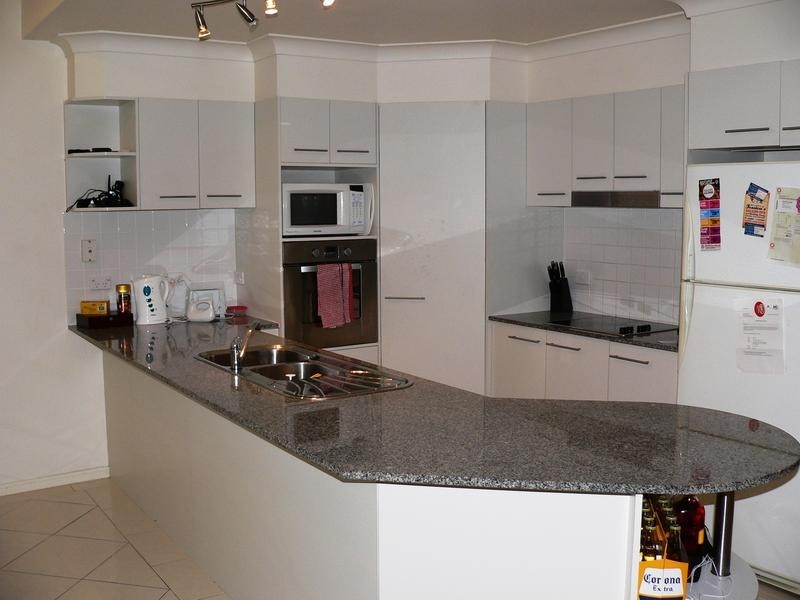 1/ 13 Ranier Crescent, Varsity Lakes QLD 4227