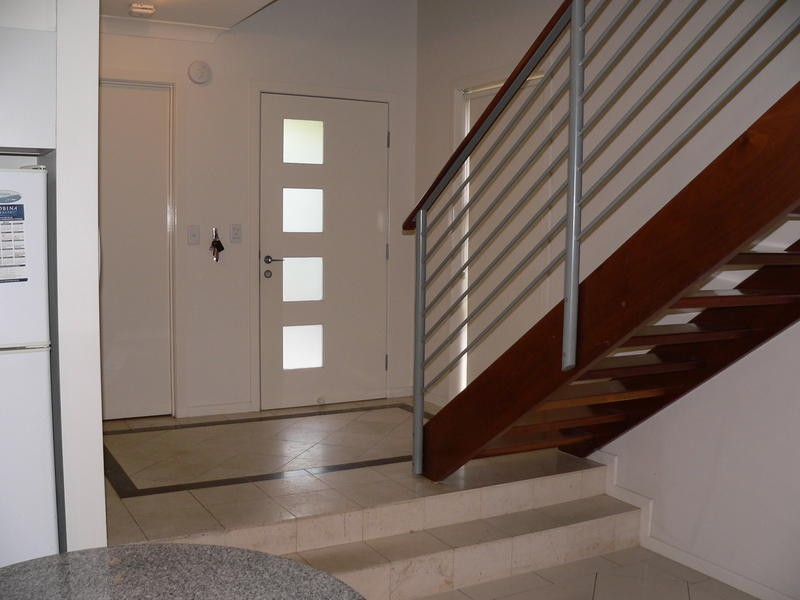 1/ 13 Ranier Crescent, Varsity Lakes QLD 4227