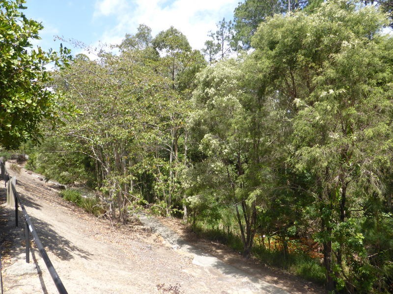 2/ 4 Ranier Crescent, Varsity Lakes QLD 4227