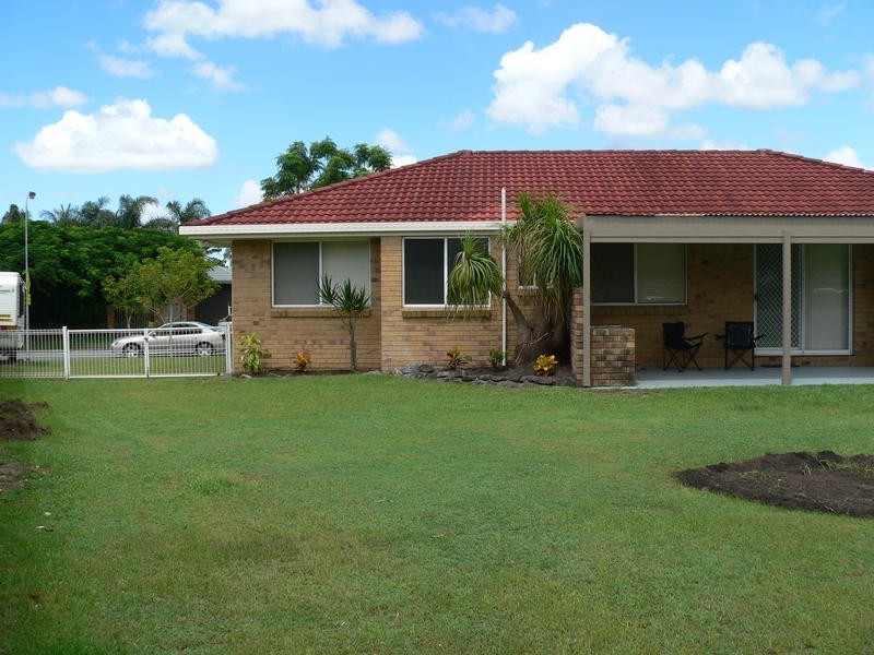 43 Razorbill Street, Burleigh Waters QLD 4220