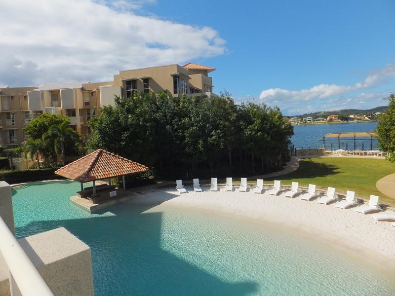 77/ 251 Varsity Parade, Varsity Lakes QLD 4227