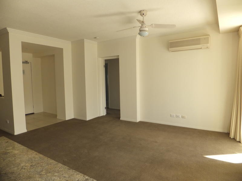 77/ 251 Varsity Parade, Varsity Lakes QLD 4227