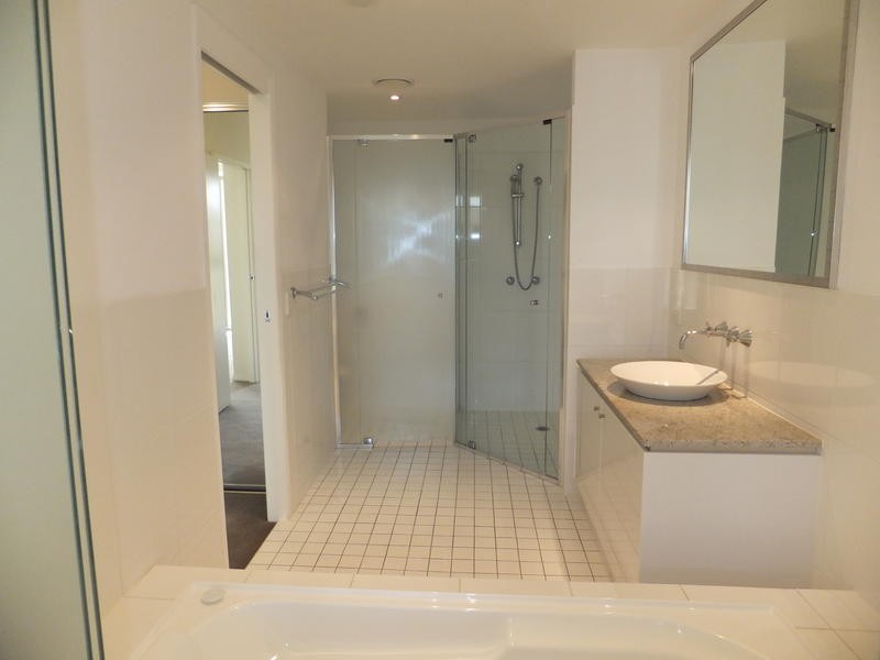 77/ 251 Varsity Parade, Varsity Lakes QLD 4227